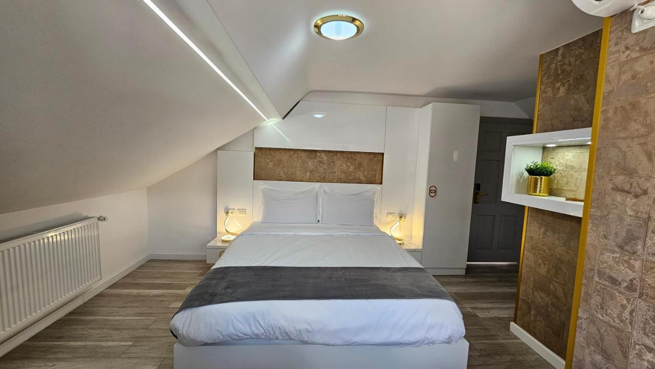 Bed and Breakfast Colt De Rai Resita Zewnętrze zdjęcie