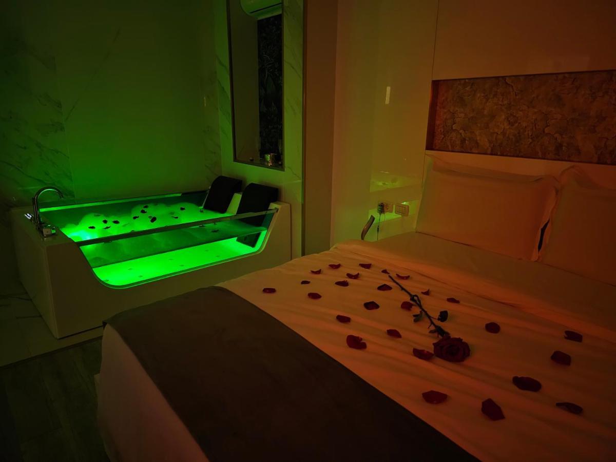 Bed and Breakfast Colt De Rai Resita Zewnętrze zdjęcie