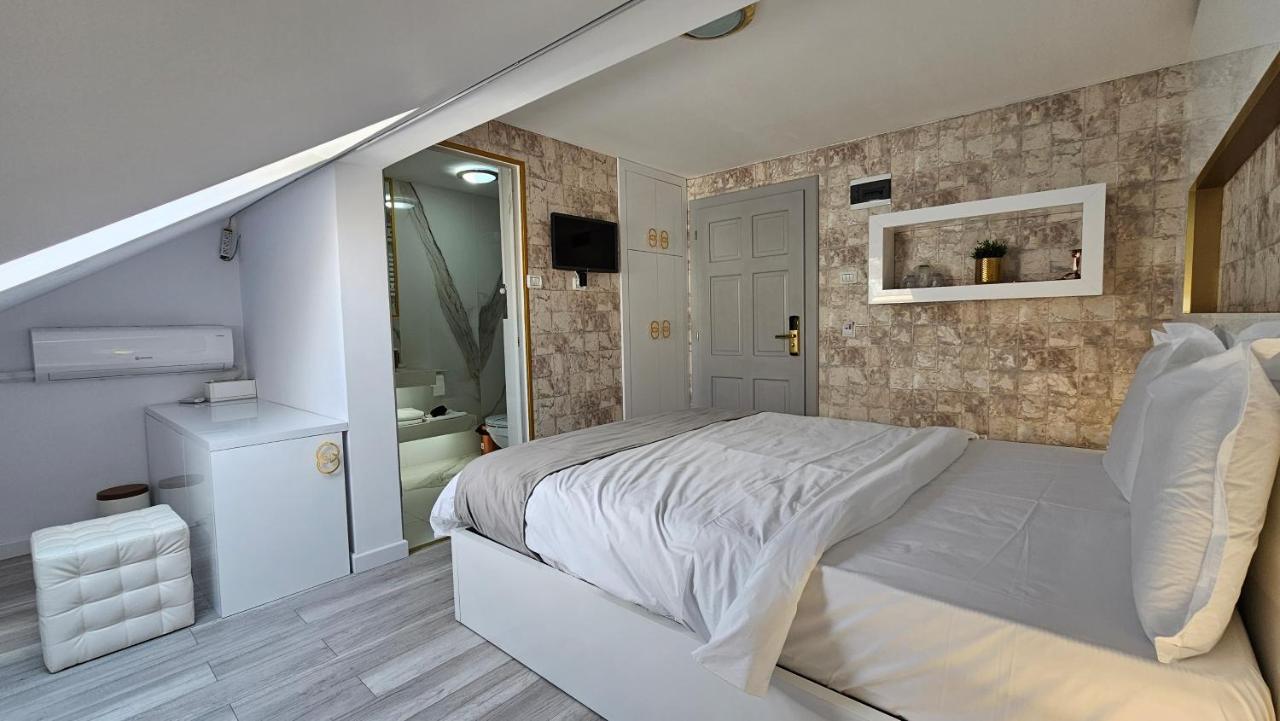 Bed and Breakfast Colt De Rai Resita Zewnętrze zdjęcie
