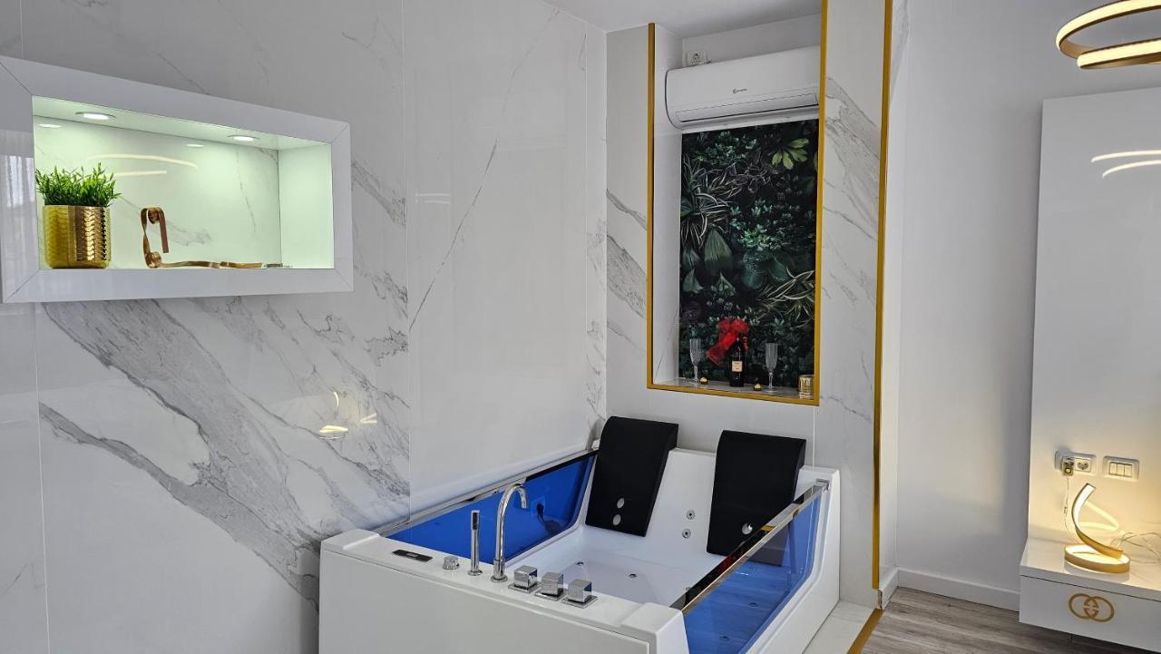 Bed and Breakfast Colt De Rai Resita Zewnętrze zdjęcie