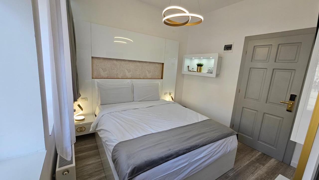 Bed and Breakfast Colt De Rai Resita Zewnętrze zdjęcie