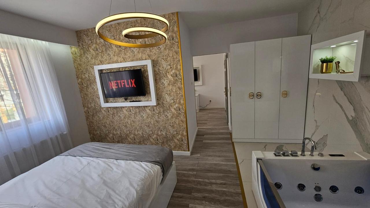 Bed and Breakfast Colt De Rai Resita Zewnętrze zdjęcie