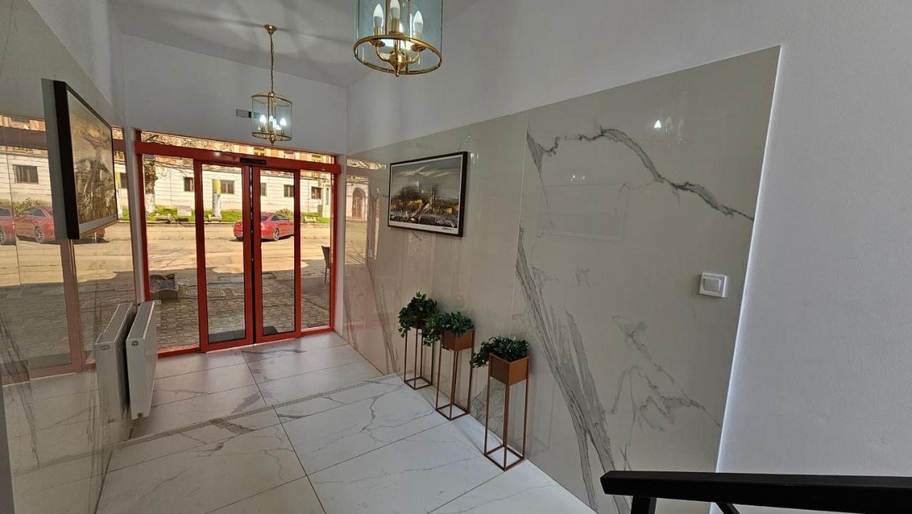 Bed and Breakfast Colt De Rai Resita Zewnętrze zdjęcie