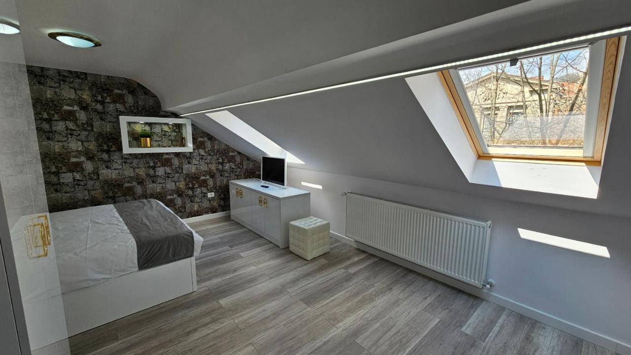Bed and Breakfast Colt De Rai Resita Zewnętrze zdjęcie